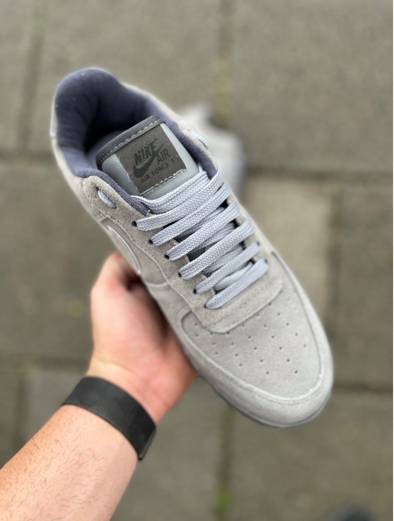 '- Air Force 1 Camurça - DRIP DOS ARTISTAS 